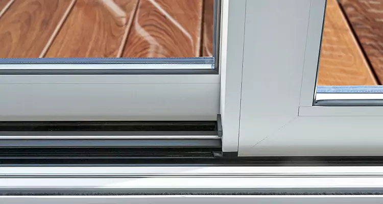Patio Doors Leaking Water Issue Repair Services in San Francisco, CA