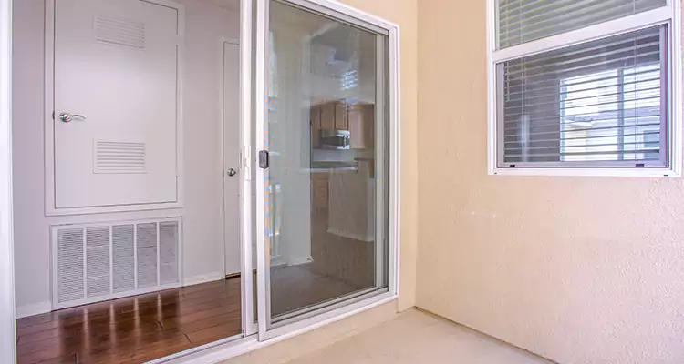 Sliding Screen Door Track Repair in San Francisco, CA