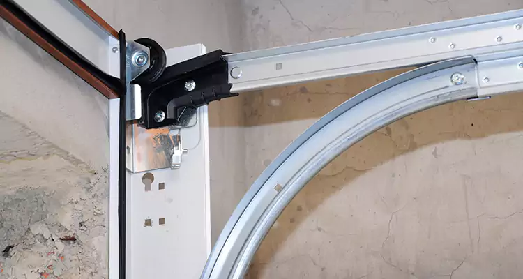 Maintain Liftmaster Garage Door Off Track in San Francisco, CA