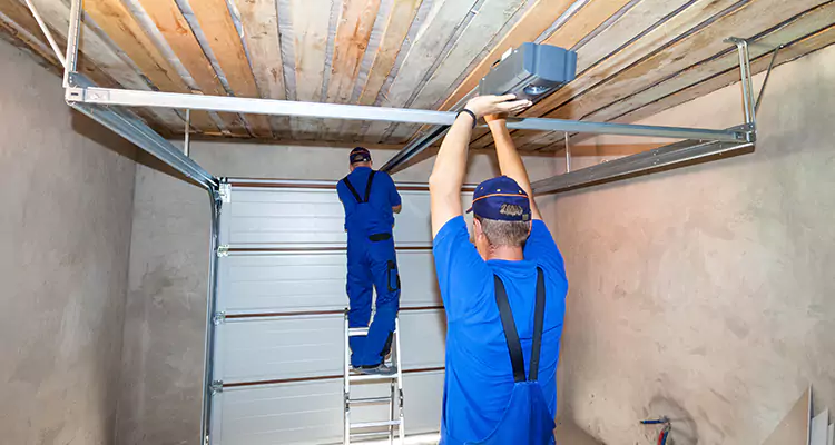 Garage Door Opener Technician in San Francisco, CA