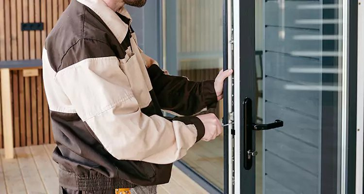 Fix Patio Screen Door Rollers in San Francisco, CA